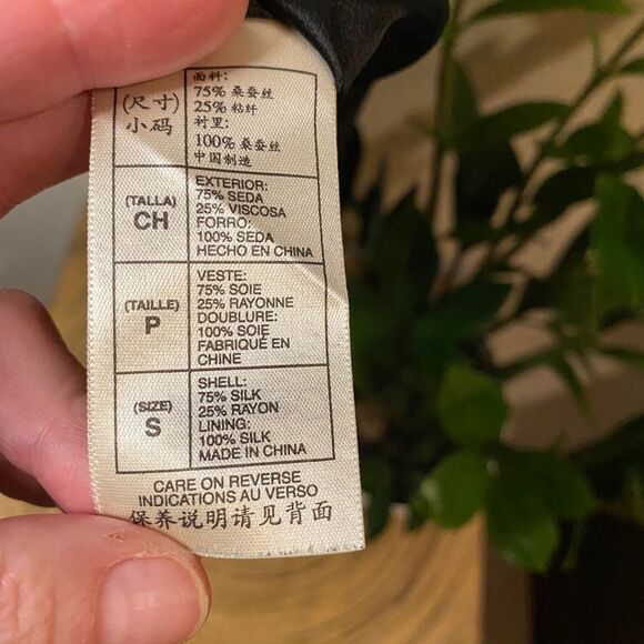 Max Studio NWOT Silk Tank Sz S - Picture 4 of 10